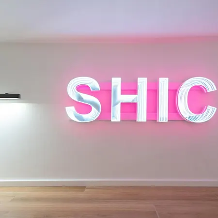 Shic - The Smallest House In The - A Unique Design Experience Apartment *