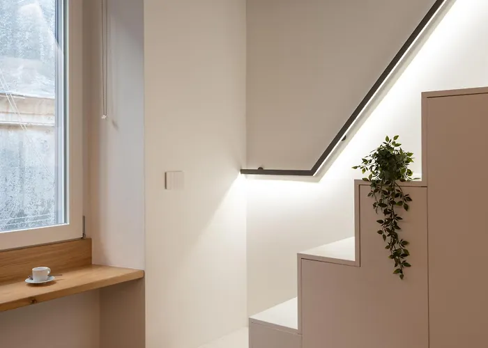 Апартаменты Shic - The Smallest House In The - A Unique Design Experience