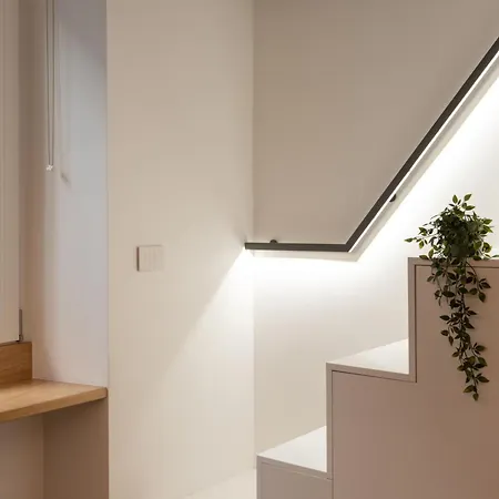 Lägenhet Shic - The Smallest House In The - A Unique Design Experience