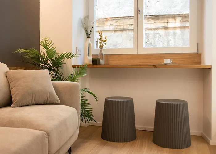 Shic - The Smallest House In The - A Unique Design Experience Apartment