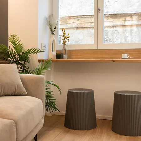 Shic - The Smallest House In The - A Unique Design Experience شقة